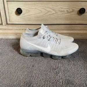 NIKE AIR VAPORMAX PURE PLATINUM